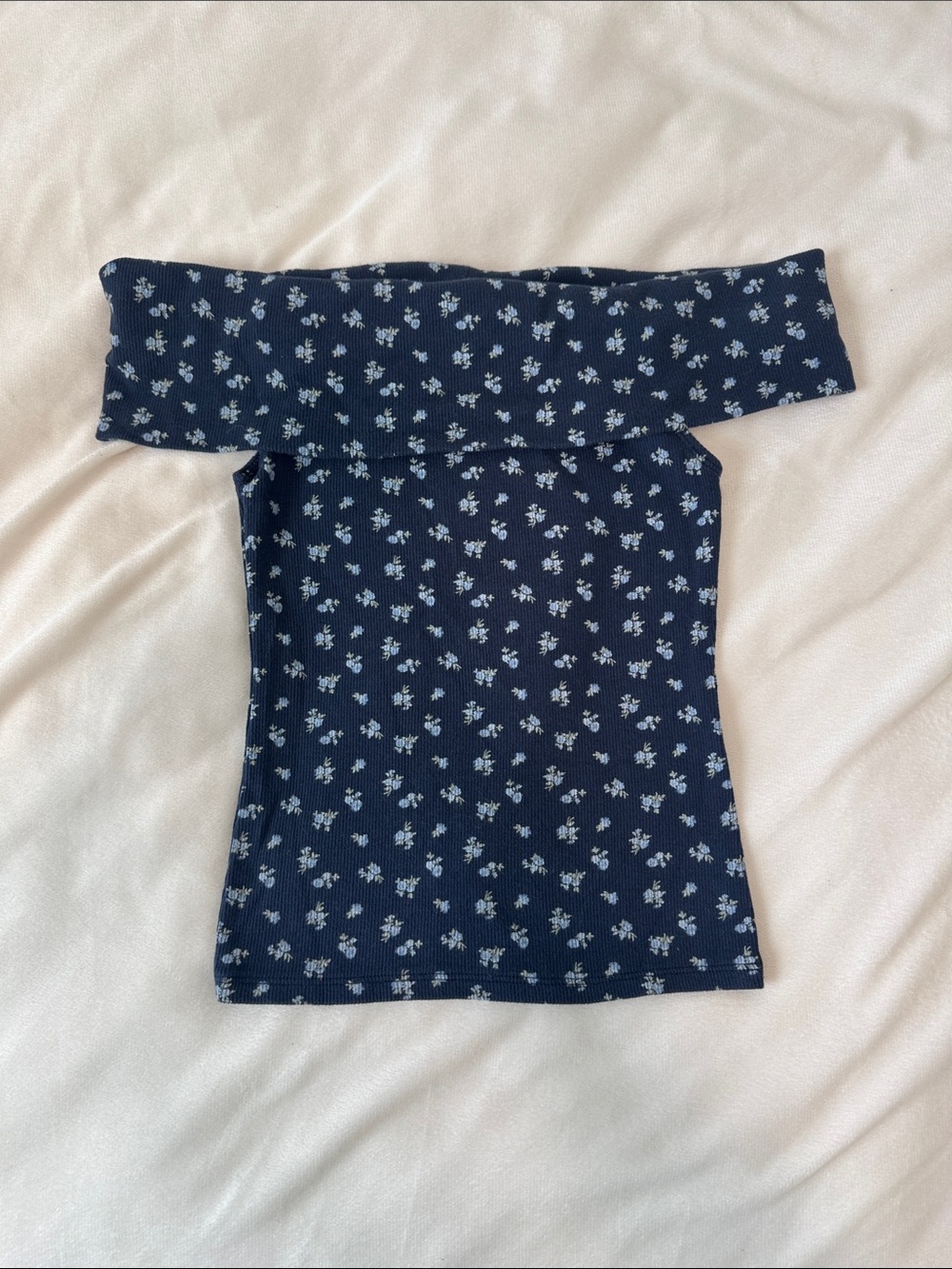 Hollister Navy Blue Off-Shoulder Floral Crop Top